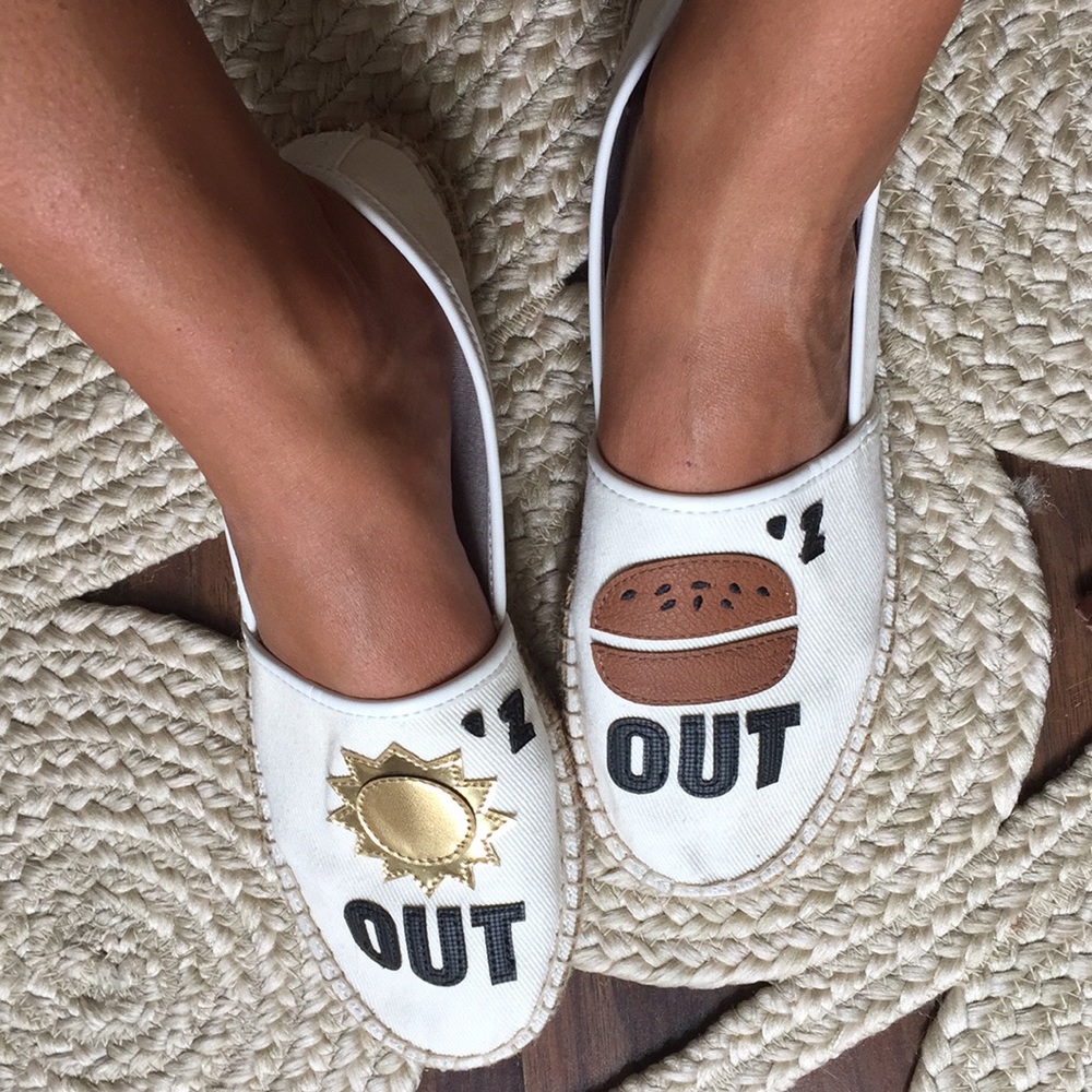 Suns out buns out slip ons - Picture 1 of 2